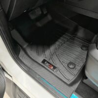 Tham-lot-san-Kardo-cho-Ford-Everest-1