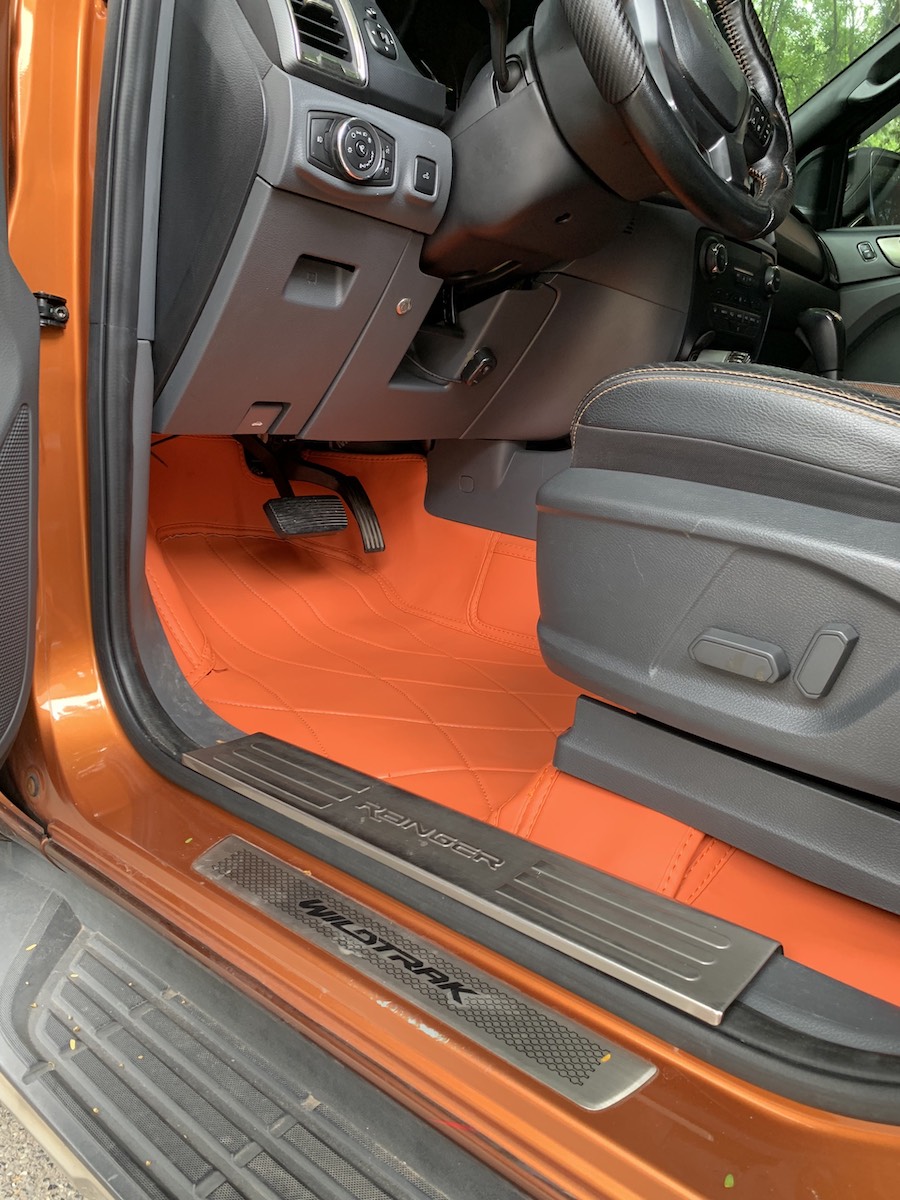 tham-lot-san-360-do-cho-ford-ranger-6