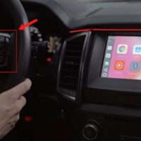 Dễ dàng điều khiển các tác vụ bằng các nút chức năng trên ô tô