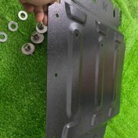 Lắp đặt tấm chắn bùn gầm xe ô tô chuyên nghiệp tại OroKing Auto