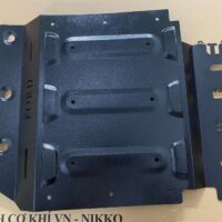 Lắp đặt tấm chắn bùn là giải pháp hàng đầu giúp chủ xe bảo vế và kéo dài tuổi thọ gầm xe ô tô.