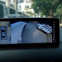 Lái xe có thể điều khiển bằng giọng nói trên màn hình GT Mazda 360 Pro