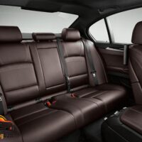 Lắp đặt bọc ghế da nappa cho ô tô