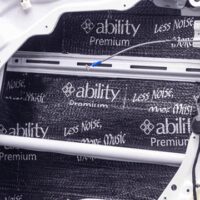 cách âm chống ồn xe ô tô tại cánh cửa