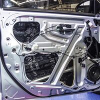 Cách âm chống ồn cửa xe ô tô