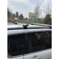 Giá nóc 2 thanh ngang lắp bản có thanh dọc tạo độ thẩm mỹ, sang trọng cho xe