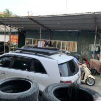 Trang bị thêm baga mui Thớt 1 tầng màu đen thì chiếc xe của bạn thêm phần mạnh mẽ và cứng cáp hơn nhiều lần