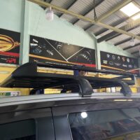 Trang bị thêm baga nóc Option MT02 Màu Đen thì chiếc xe của bạn thêm phần mạnh mẽ và cứng cáp hơn nhiều lần.