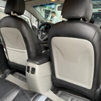 Ghế da đàn hồi tạo cảm giác thoải mái, êm ái cho người ngồi