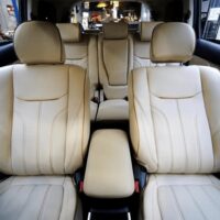 Bọc Ghế Da Công Nghiệp xe Mitsubishi Outlander mang lại vẻ đẳng cấp cho xe hơi của bạn