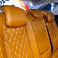 Ghế da đàn hồi tạo cảm giác thoải mái, êm ái cho người ngồi