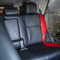 Phương pháp may bọc ghế da công nghiệp xe Toyota Fortuner Đỏ Đen