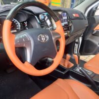 Lắp đặt bọc ghế da nappa xe Toyota Fortuner cho ô tô