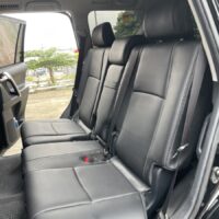 Lắp đặt bọc ghế da nappa xe Toyota Land Cruiser Prado cho ô tô