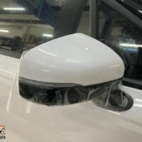 Dán phim PPF đèn ô tô chống xước