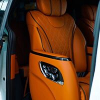 Nâng cấp ghế Limousine cực xịn cho xế yêu