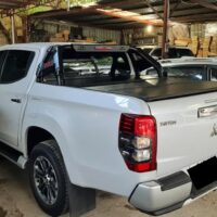 Nắp thùng 3 khúc cho xe Mitsubishi Triton rất cần thiết ngày nay