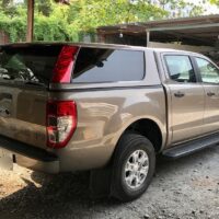 Nắp thùng cao ô tô Ford Ranger với thiết kế cứng cáp, chắc chắn