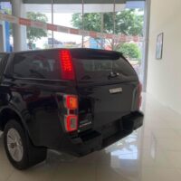 Nắp thùng cao xe Isuzu Dmax là phụ kiện cần thiết cho xe
