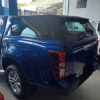 Nắp Thùng Cao Isuzu Dmax Không Đèn chất liệu cao cấp, chống nước tuyệt đối