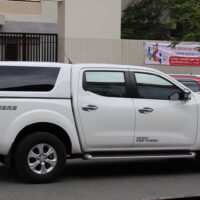 Nắp thùng giúp ngăn ngừa bụi bẩn và côn trùng lọt vào thùng xe