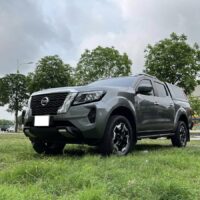 Nắp thùng giúp ngăn ngừa bụi bẩn và côn trùng lọt vào thùng xe