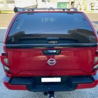 Nắp thùng cao Nissan Navara 2021 không đèn