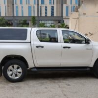 Nắp thùng cao xe Toyota Hilux là phụ kiện cần thiết cho xe