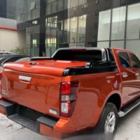 Nắp thùng thấp All New Isuzu Dmax giúp tận dụng không gian chứa hàng trong thùng xe