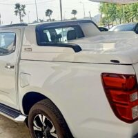 Nắp thùng thấp All New Mazda BT50 giúp tận dụng không gian chứa hàng trong thùng xe