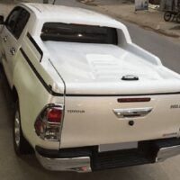 Nắp Thùng thấp All New Toyota Hilux với thiết kế cứng cáp, chắc chắn