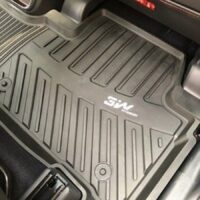 Thảm lót sàn ô tô Toyota Highlander được làm từ chất liệu nhựa TPE cao cấp trên dây chuyền sản xuất tiên tiến hàng đầu hiện nay