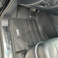 Thảm lót sàn xe ô tô Toyota Land Cruiser chính hãng 3W làm từ nhựa PTE cao cấp sở hữu nhiều đặc điểm nổi bật giúp đảm bảo an toàn khi sử dụng