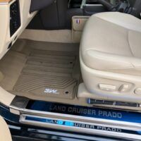 Thảm lót sàn xe ô tô Toyota Prado chính hãng 3W làm từ nhựa PTE cao cấp sở hữu nhiều đặc điểm nổi bật giúp đảm bảo an toàn khi sử dụng