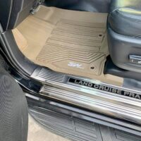 Thảm lót sàn ô tô Toyota Prado được làm từ chất liệu nhựa TPE cao cấp trên dây chuyền sản xuất tiên tiến hàng đầu hiện nay