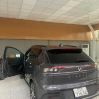 Ưu điểm khi dán phim cách nhiệt cho xe điện