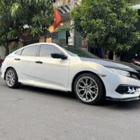 Teckwrap màu trắng đẹp không tì vết cho xế cưng