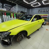 Dán wrap đổi màu sơn sang trọng tại OroKing Auto