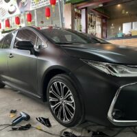 Dán wrap đổi màu xe đem cá tính riêng cho chủ xế