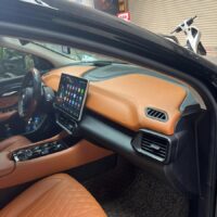 Bọc Ghế Da Công Nghiệp Xe Vinfast VF8 mang lại sự sang trọng cho nội thất ô tô thể hiện đẳng cấp của chủ sở hữu