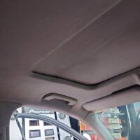 Bọc trần da lộn xe Audi A4 giúp nâng tầm nội thất ô tô trở nên sang trọng và cuốn hút hơn.