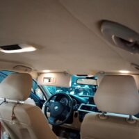 Chất liệu da lộn ô tô sở hữu đặc tính mềm mại - bền bỉ cùng theo thời gian.