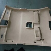 Bọc trần da lộn xe BMW 520i giúp nâng tầm nội thất ô tô trở nên sang trọng và cuốn hút hơn.