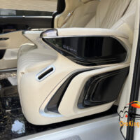 Độ Ghế Limousine Iveco Crystal Throne 4.0