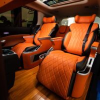 Mẫu ghế độ Limousine tông cam cực bắt mắt