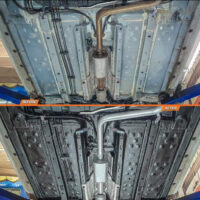 Phủ gầm ô tô Onzca gốc dầu xe Sedan là gì?