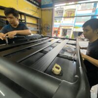 Trang bị thêm combo 2 thanh ngang + baga mui xe Peugeot 2008 thì chiếc xe của bạn thêm phần mạnh mẽ và cứng cáp hơn nhiều lần.