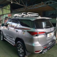 Cản chướng ngại vật bằng combo 2 thanh ngang + baga mui xe Toyota Fortuner vô cùng tuyệt vời