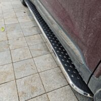 Bệ bước chân Hyundai Santafe mẫu KN có nhiều ưu điểm nổi bật