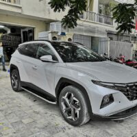 Bệ bước chân Hyundai Tucson 2022 mẫu Cayenne chất lượng tại OrokingAuto